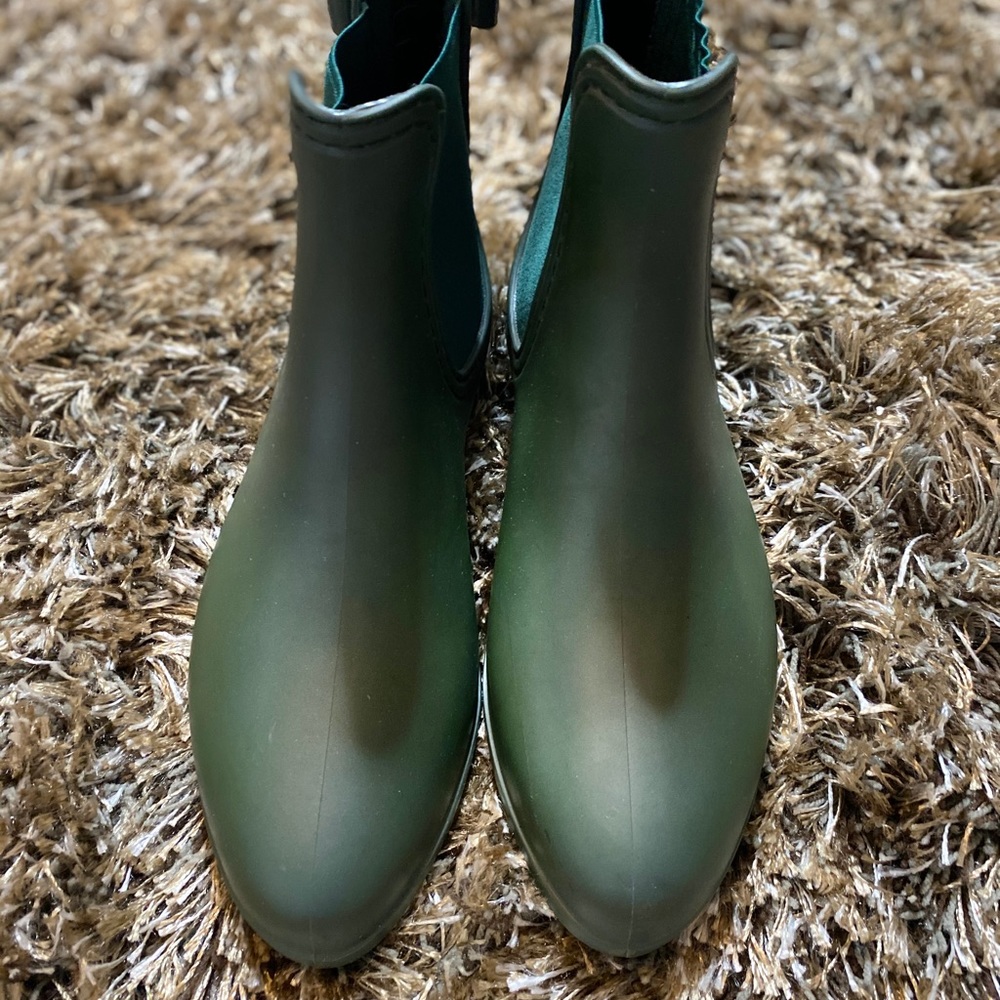 Rain boots
